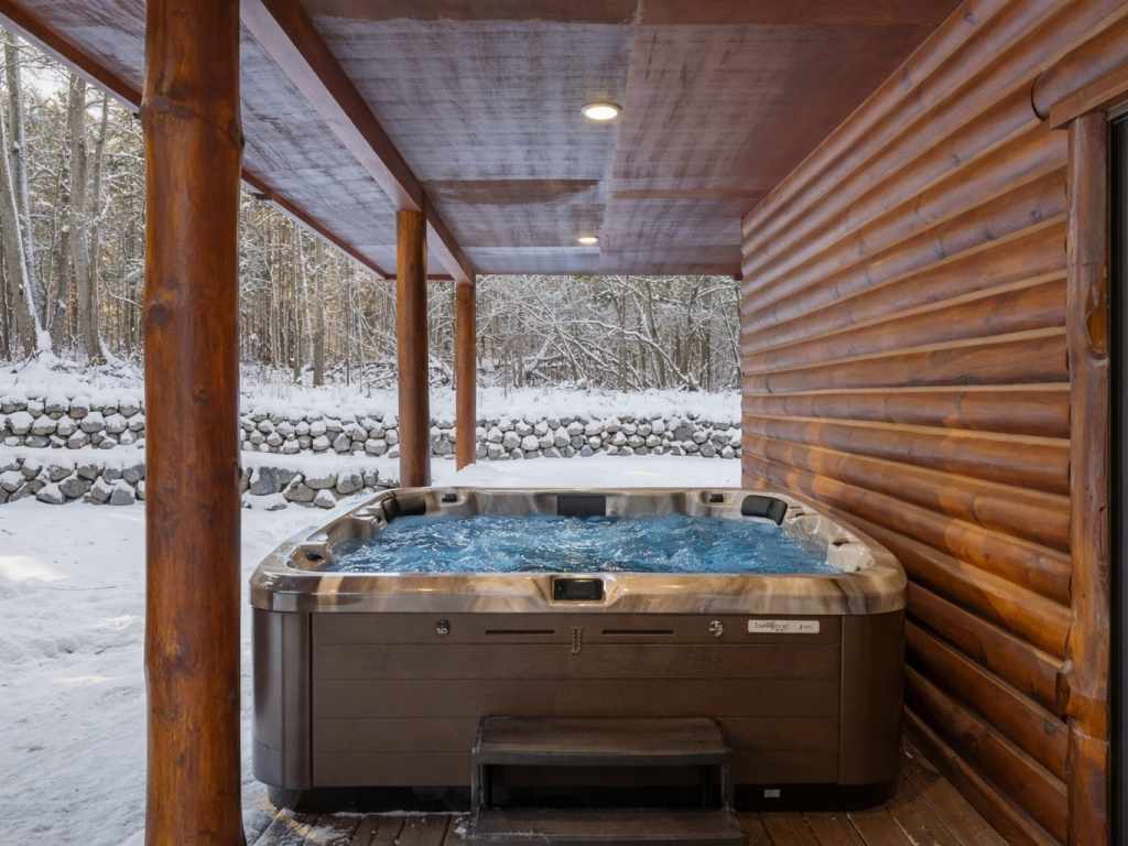 Property Photo 28