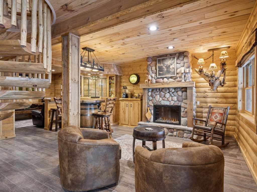 Property Photo 40