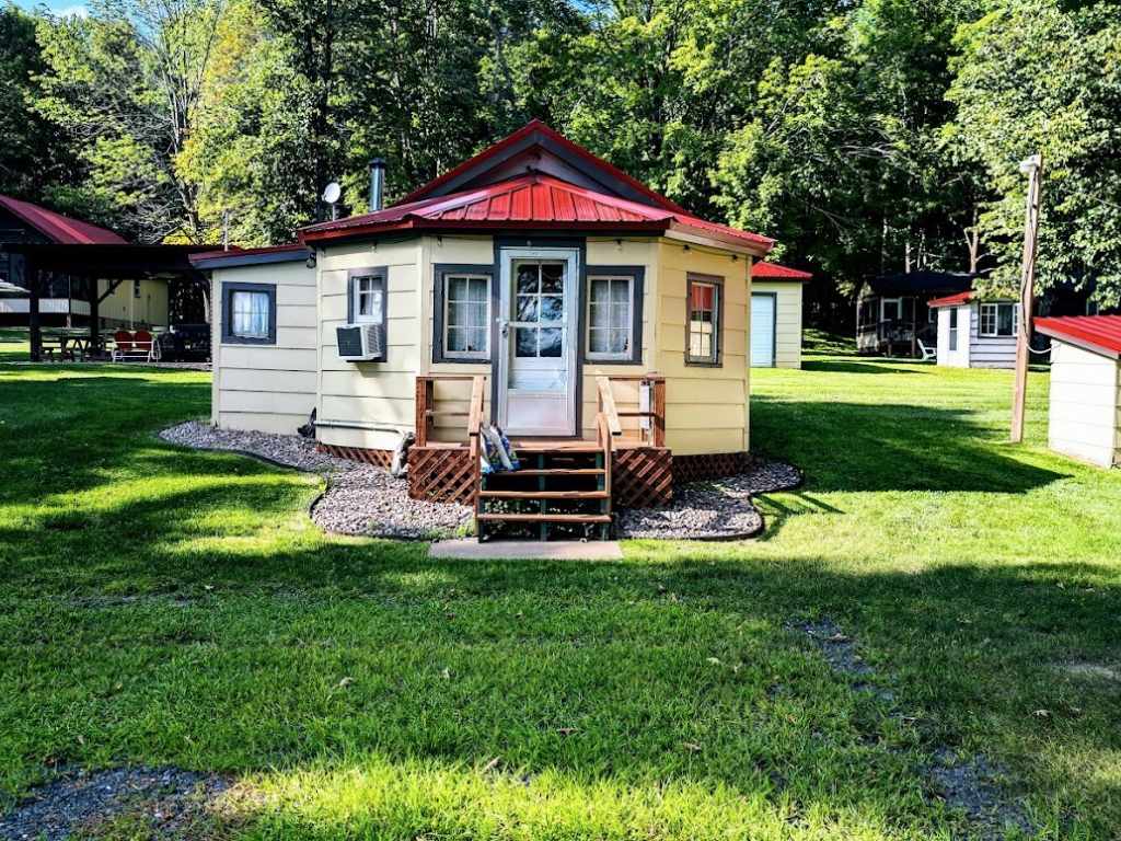 Home For Sale at W14418 Plummer Road in Weyerhaeuser | Woods and Water