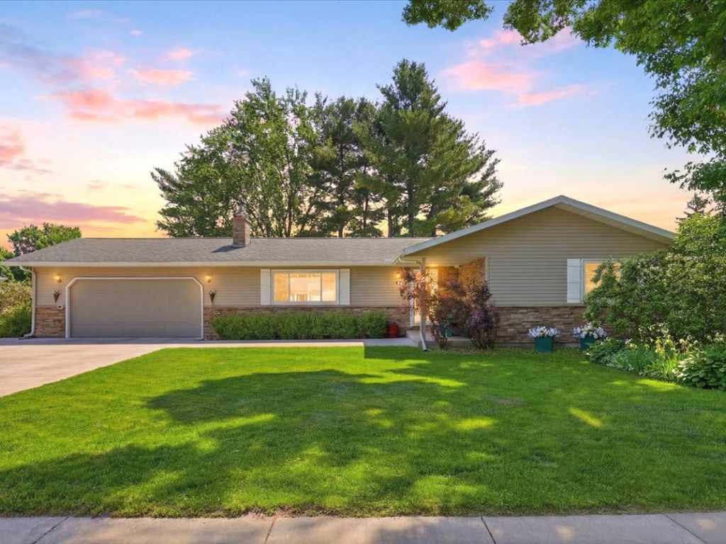 Main Property Photo