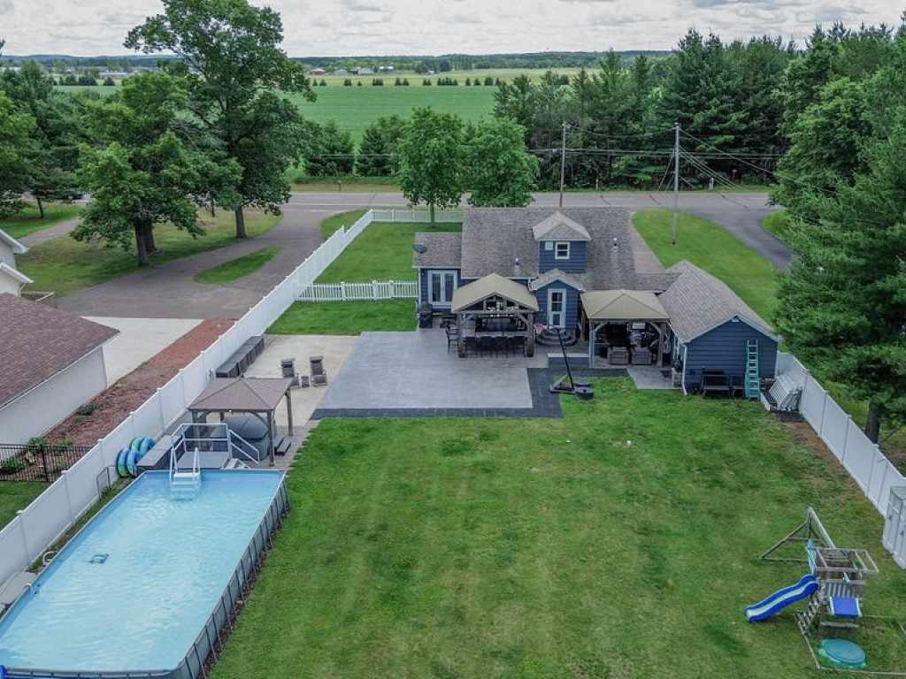 Property Photo 37