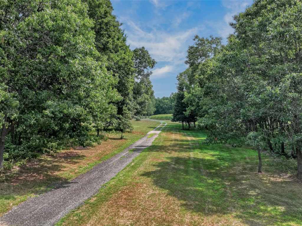Property Photo 43