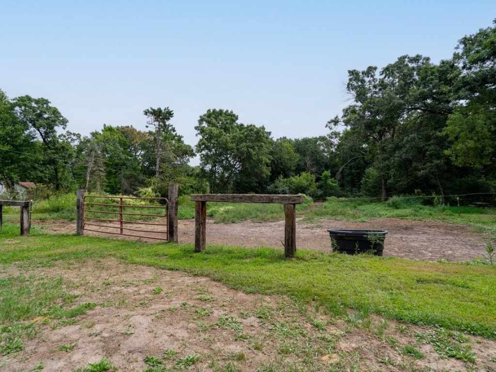 Property Photo 40