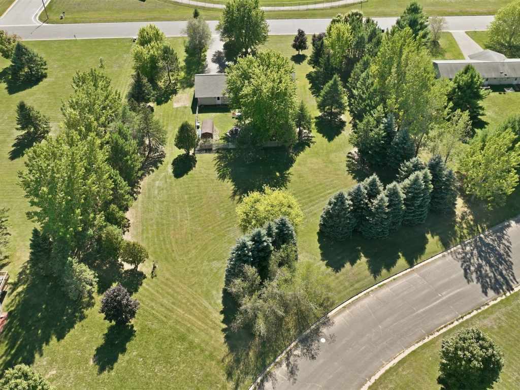 Property Photo 40