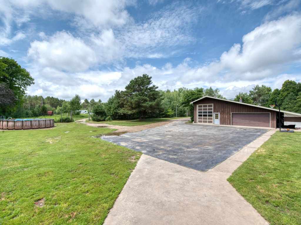 Property Photo 28