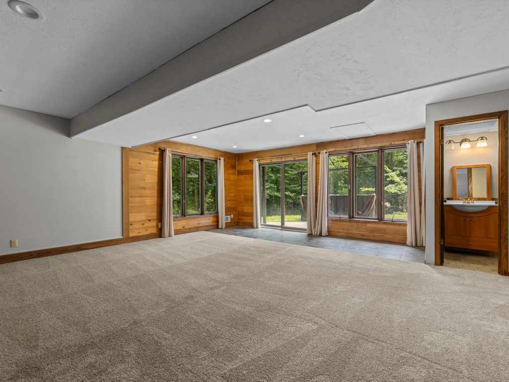 Property Photo 64