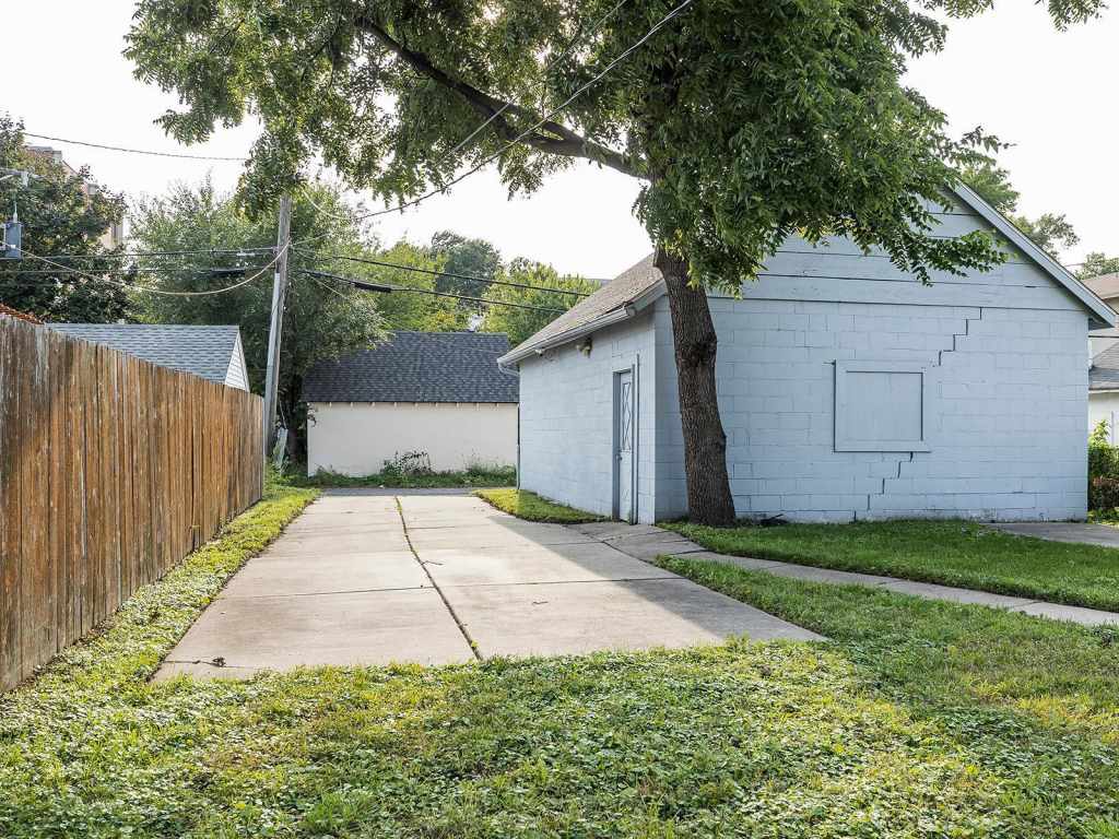 Property Photo 37