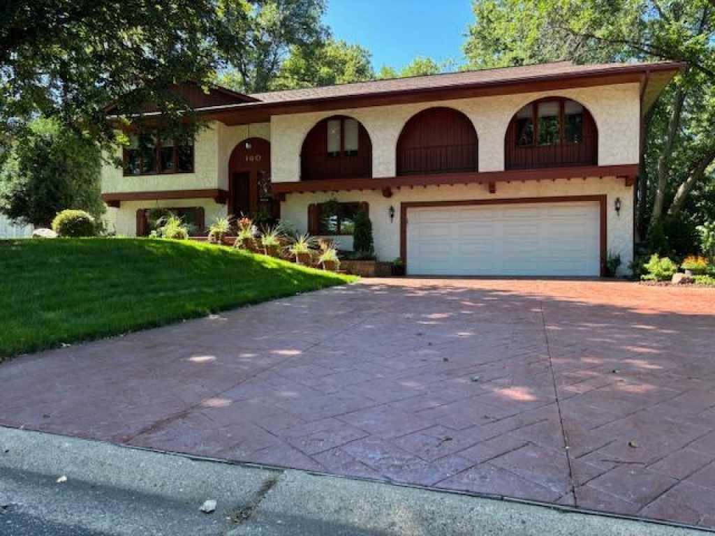Main Property Photo