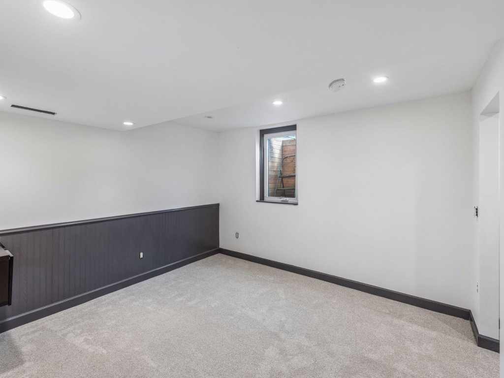 Main Property Photo