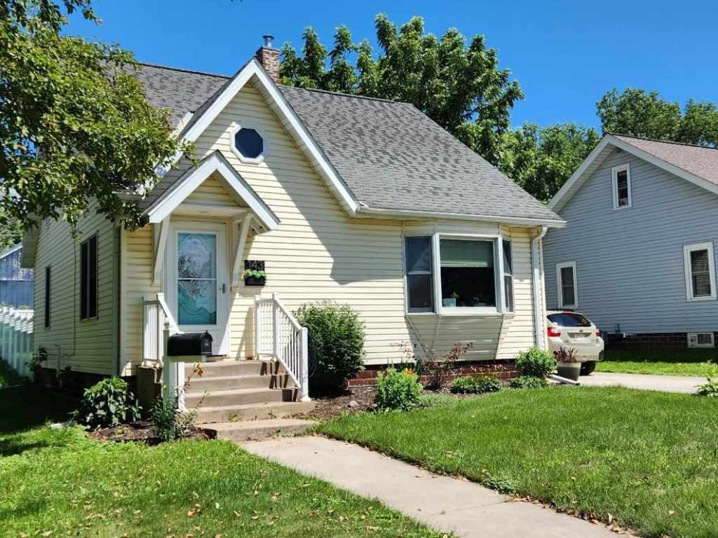 Main Property Photo
