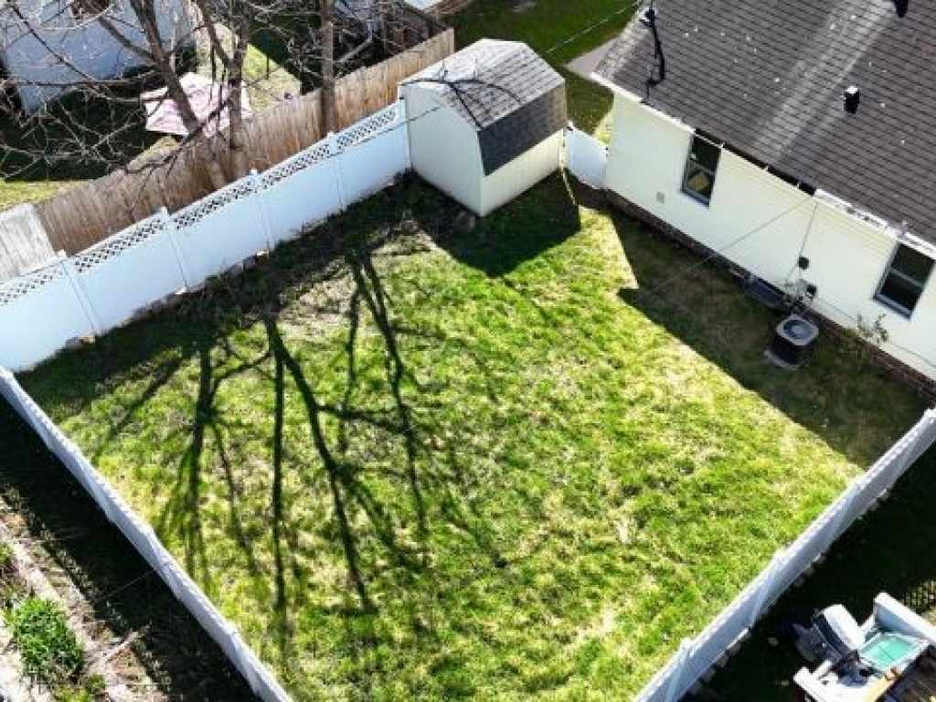 Property Photo 43