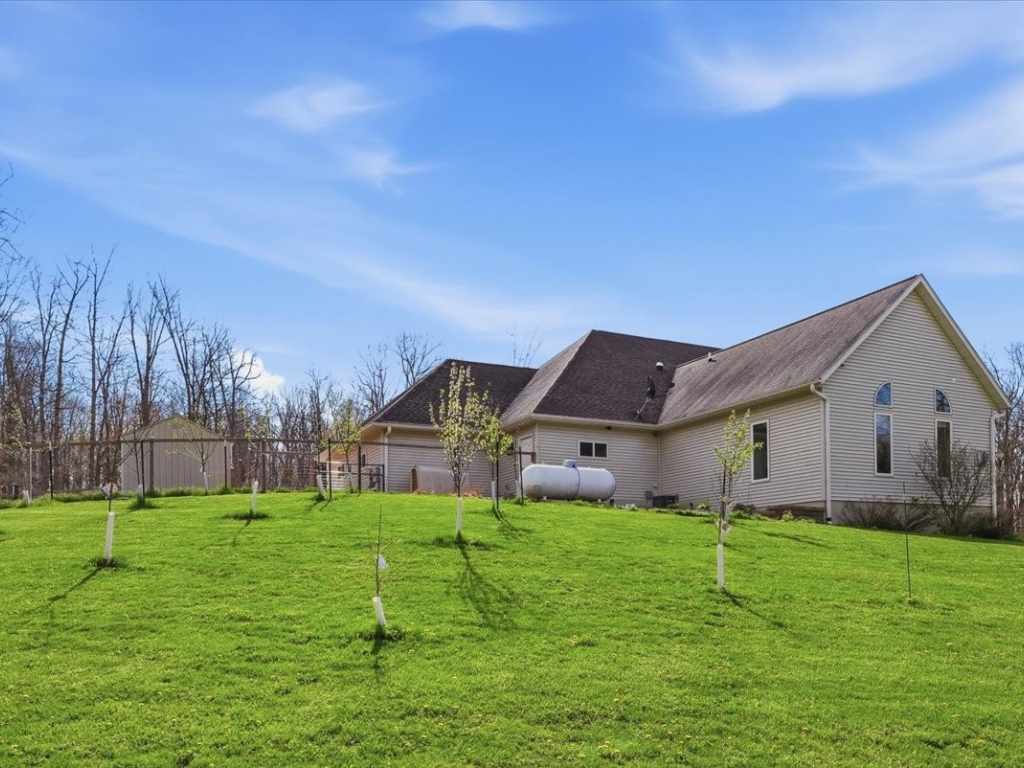 Property Photo 34