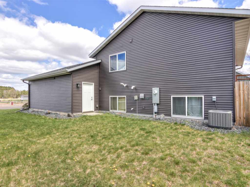 Property Photo 43