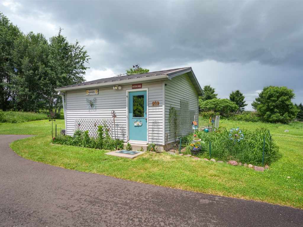 Property Photo 40