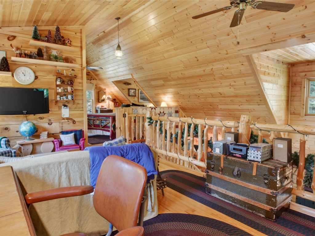 Property Photo 22