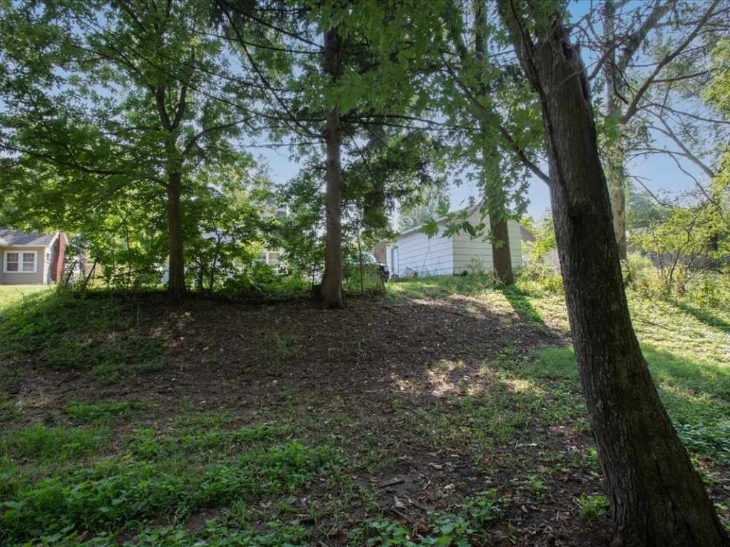 Property Photo 34