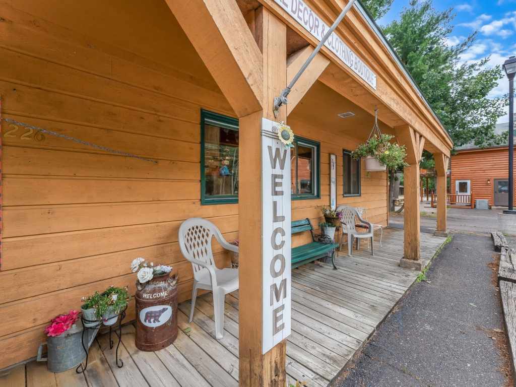 Property Photo 37