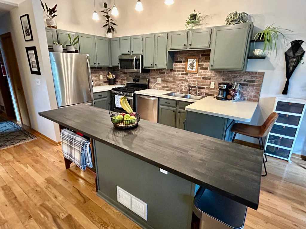 Main Property Photo