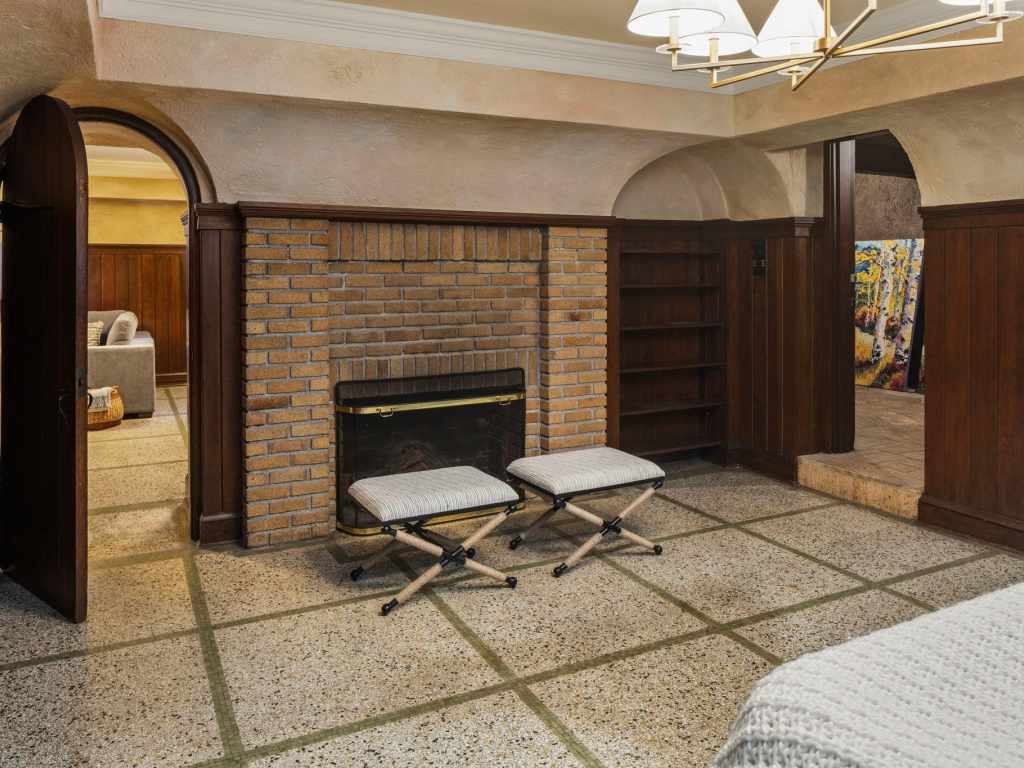 Property Photo 40