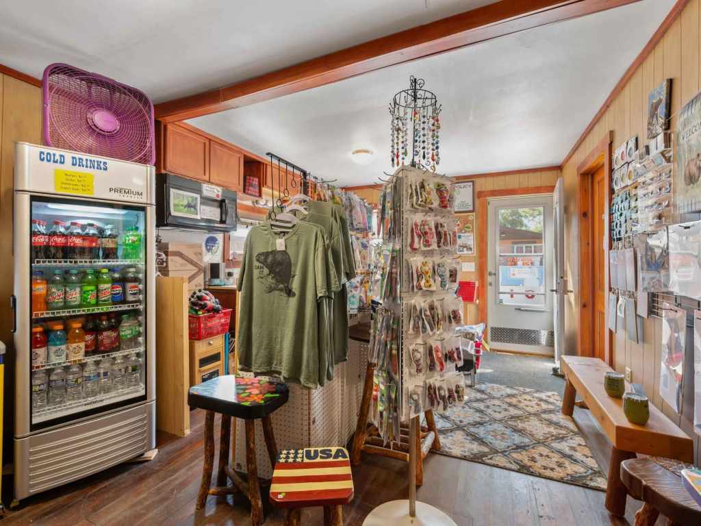 Property Photo 25