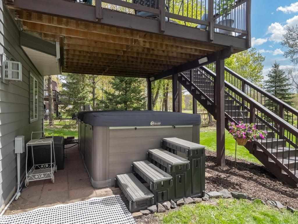 Property Photo 25