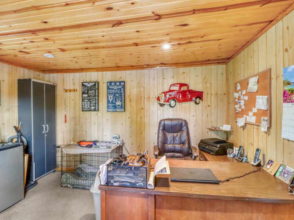 Property Photo 31