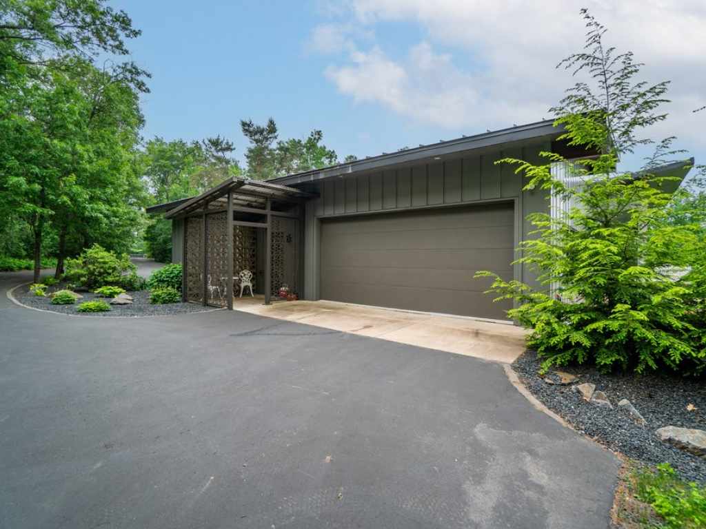 Property Photo 52