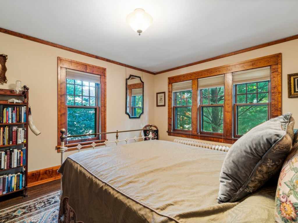 Property Photo 40