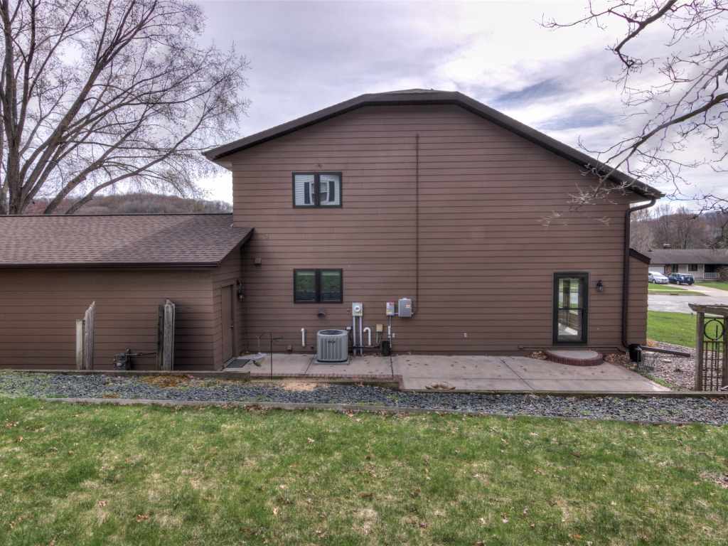 Property Photo 37