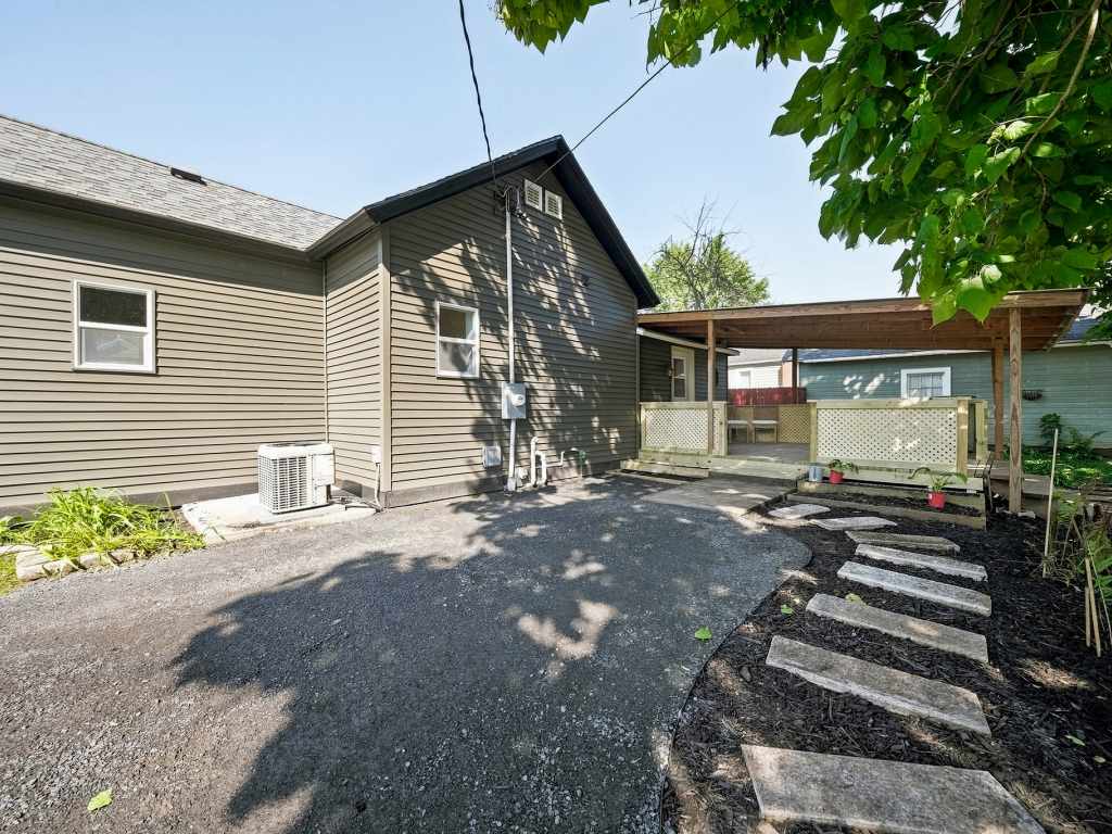 Property Photo 31