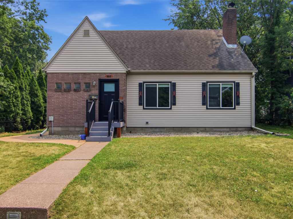 Main Property Photo