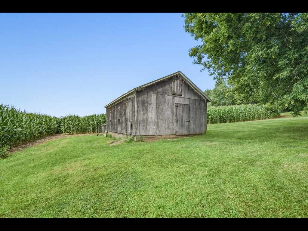 Property Photo 40