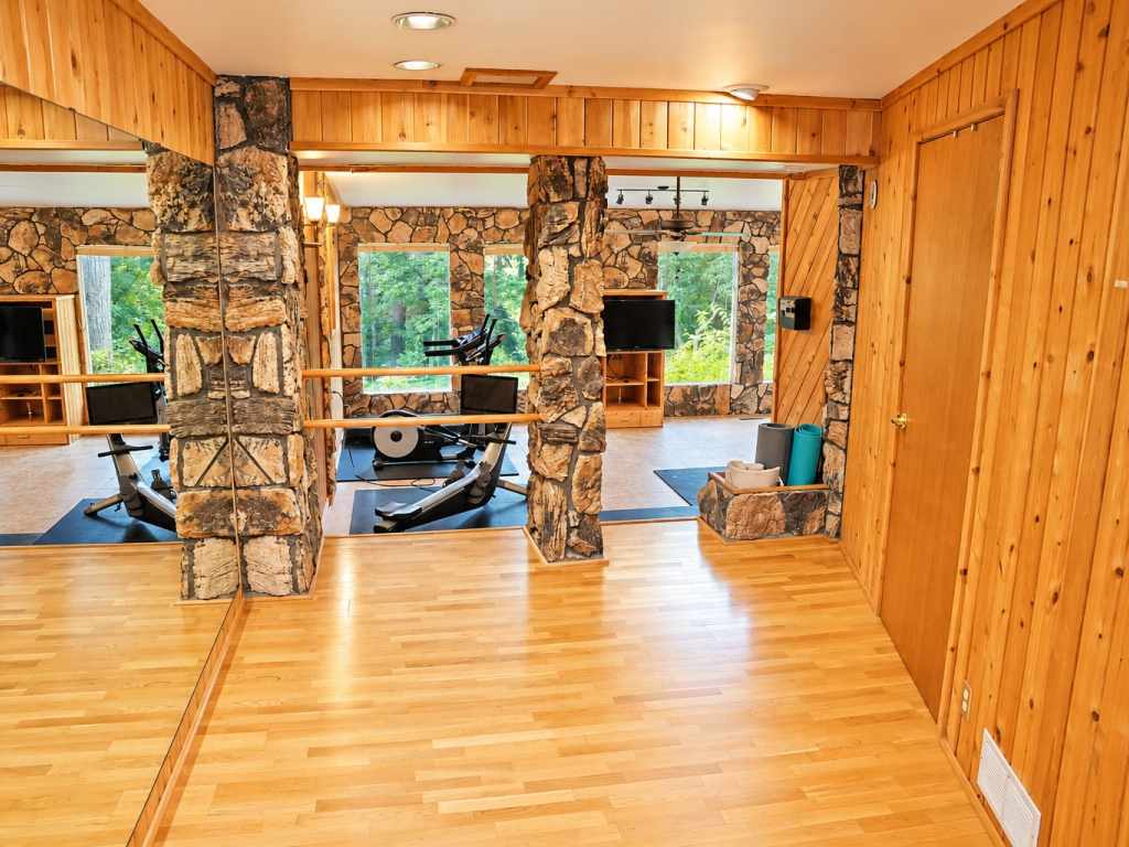 Property Photo 43