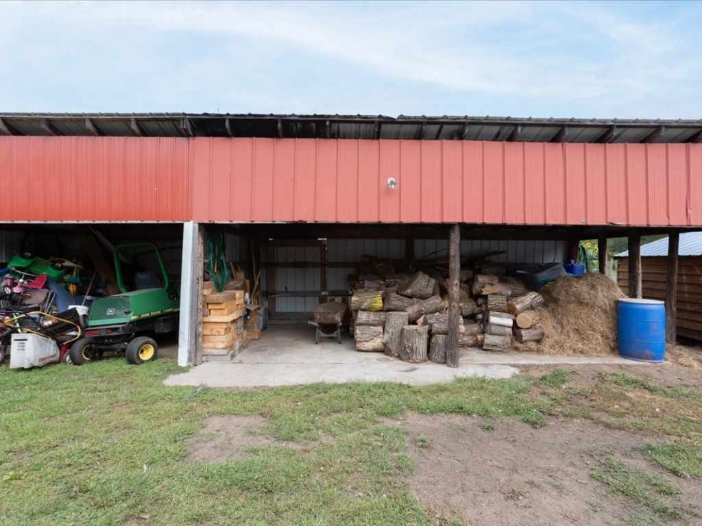 Property Photo 22