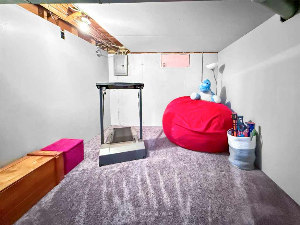 Property Photo 31