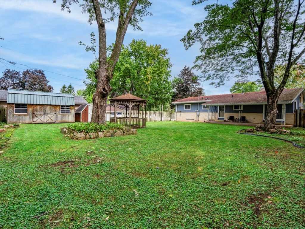 Property Photo 34