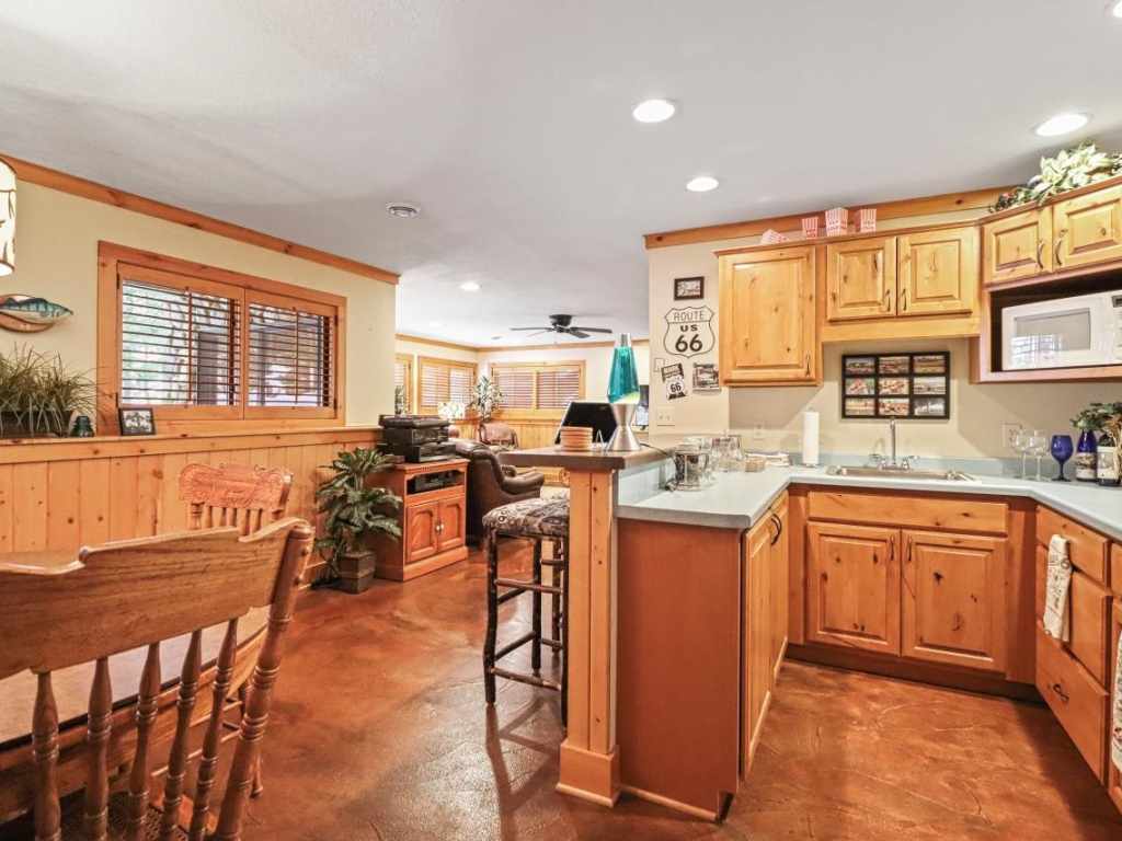 Property Photo 40