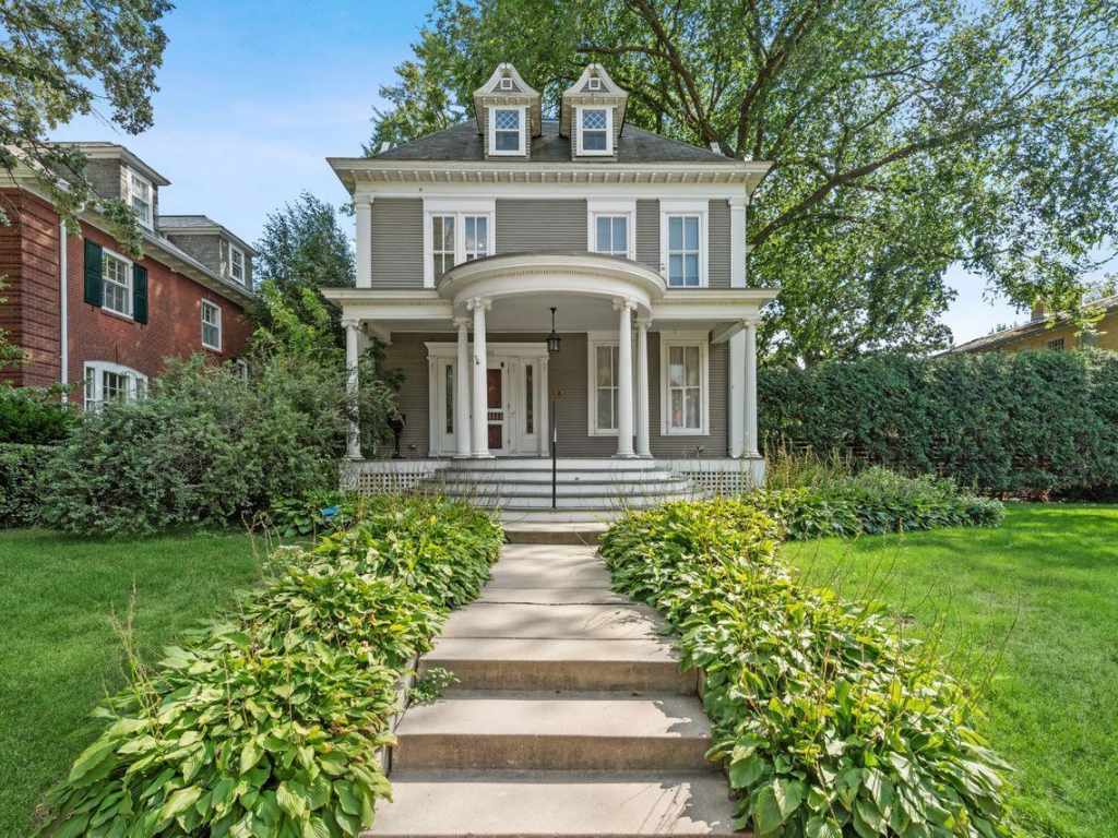 Main Property Photo