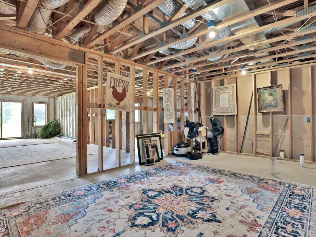 Property Photo 46