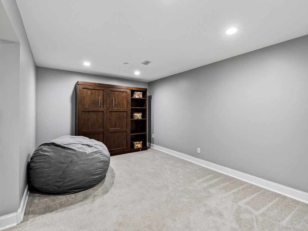 Property Photo 70