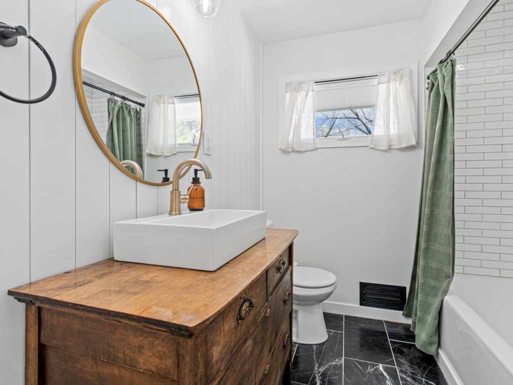 Main Property Photo