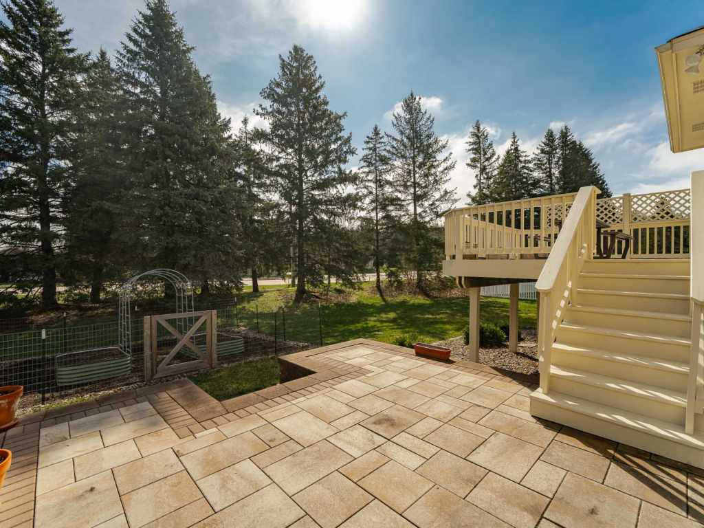 Property Photo 37
