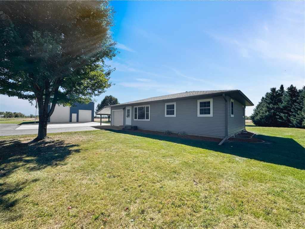 Property Photo 40