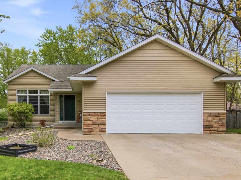 Main Property Photo