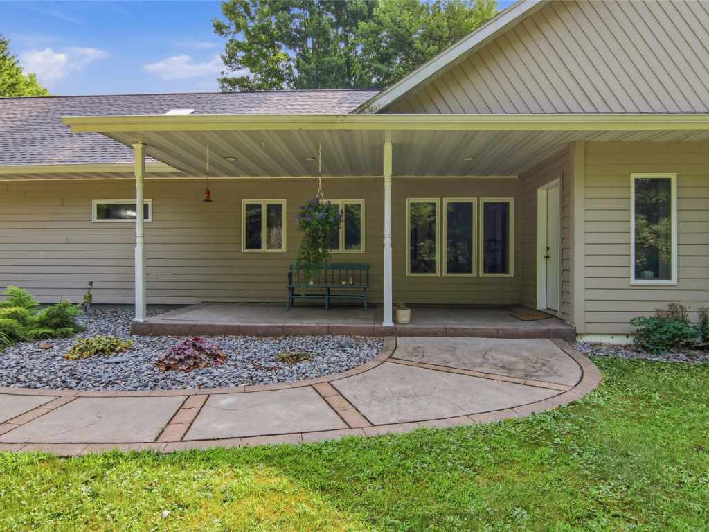 Property Photo 37