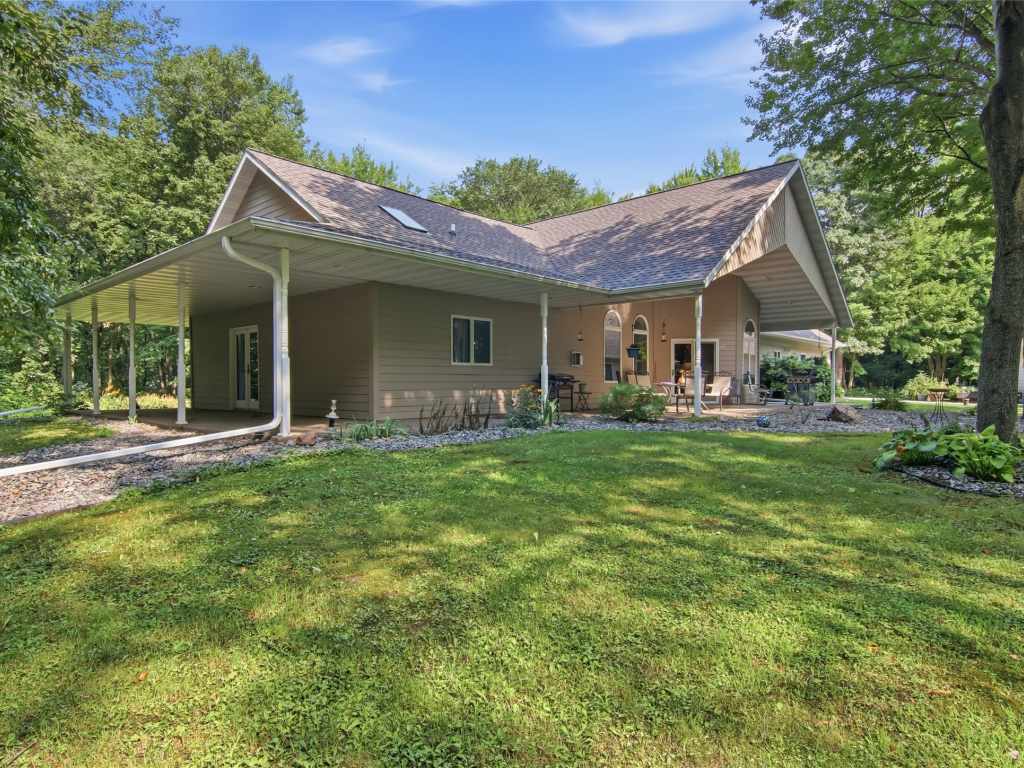 Property Photo 40
