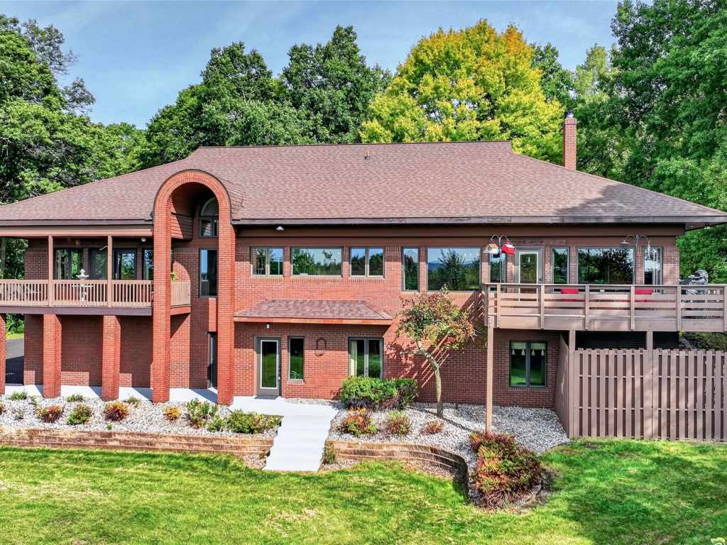 Main Property Photo