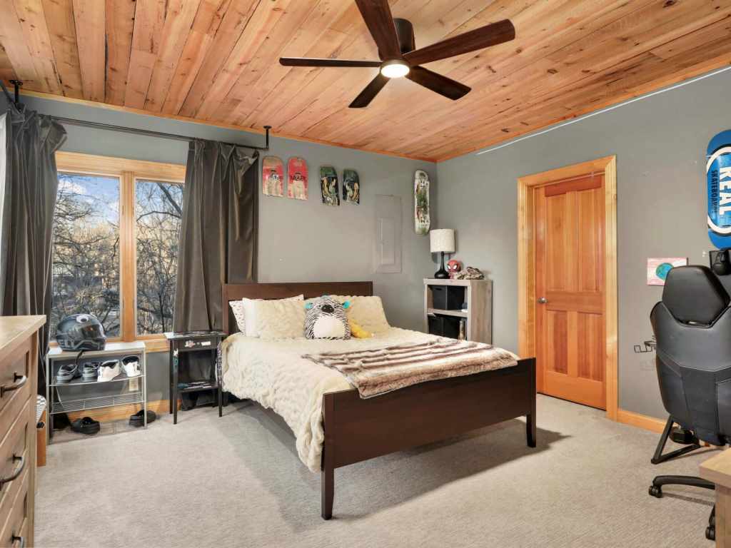 Property Photo 64