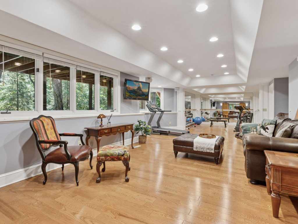 Property Photo 73