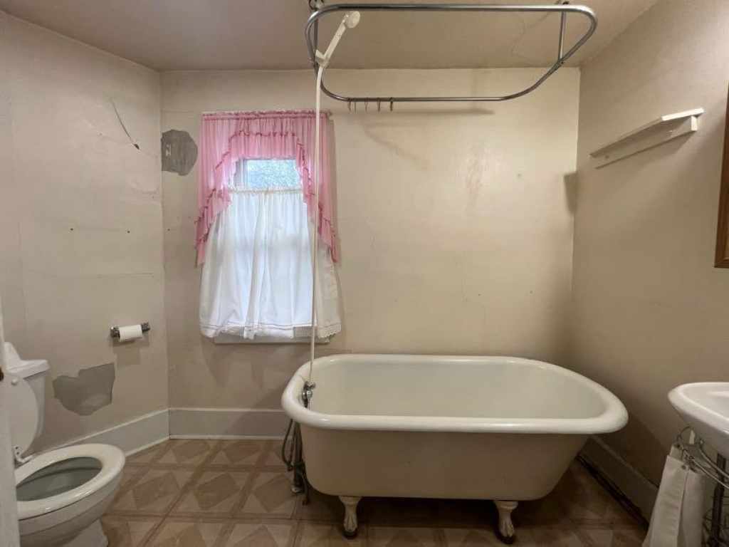 Property Photo 28